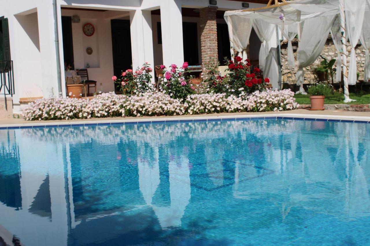 Akay Hotel Selçuk Bagian luar foto